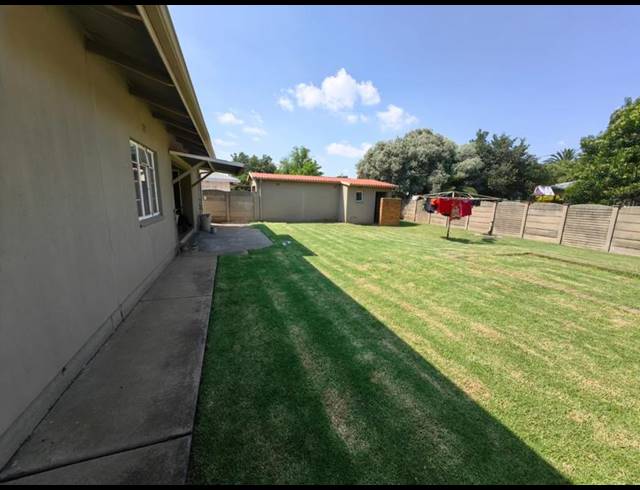 3 BEDROOM HOUSE FOR SALE IN VANDERBIJLPARK SW 1